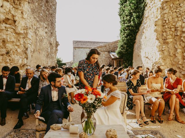 Le mariage de Alexandre et Karine à Grignan, Drôme 18