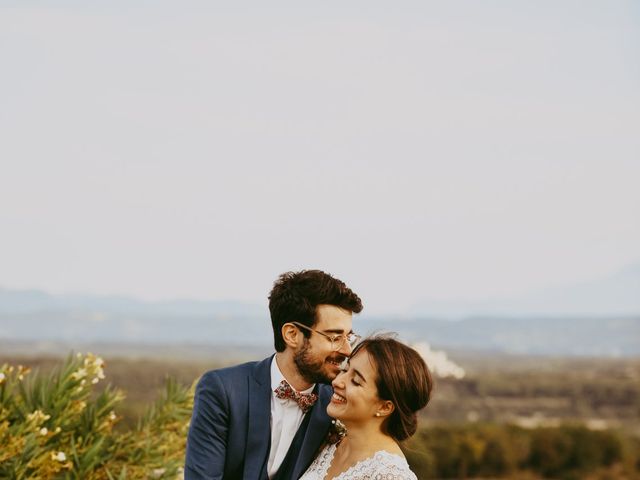 Le mariage de Alexandre et Karine à Grignan, Drôme 2