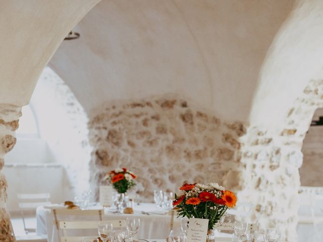 Le mariage de Alexandre et Karine à Grignan, Drôme 23