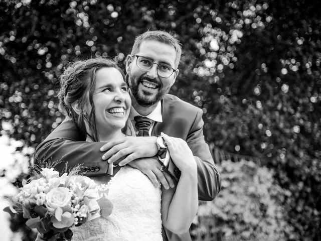 Le mariage de Olivier et Sarah à Miramont-de-Guyenne, Lot-et-Garonne 34