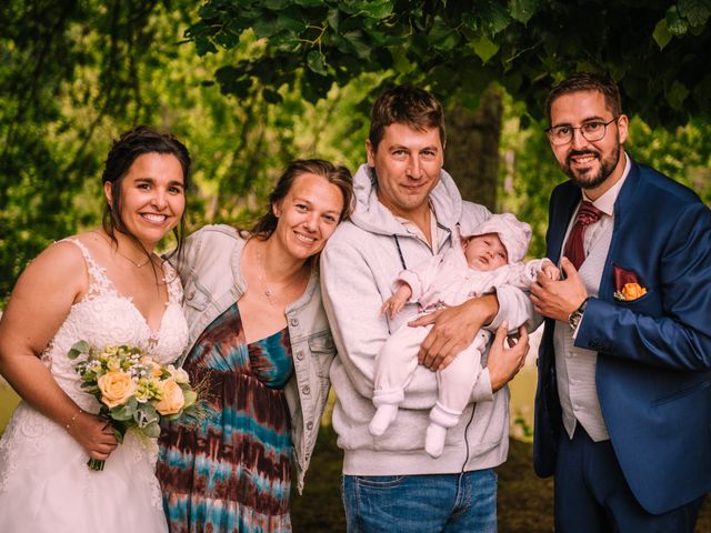 Le mariage de Olivier et Sarah à Miramont-de-Guyenne, Lot-et-Garonne 41