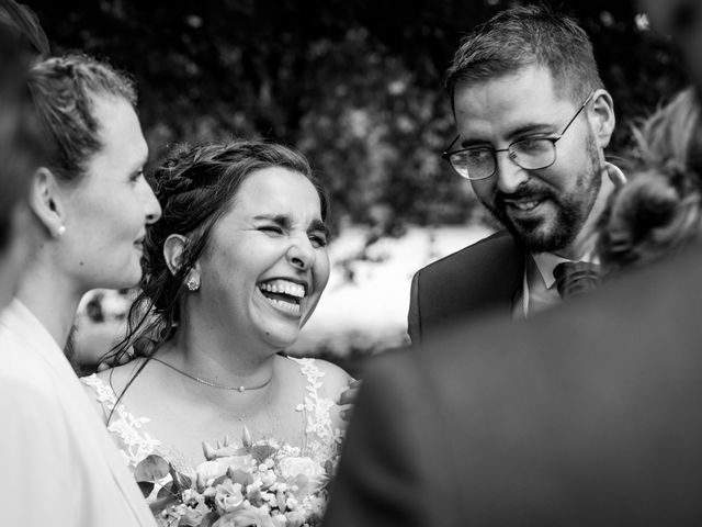 Le mariage de Olivier et Sarah à Miramont-de-Guyenne, Lot-et-Garonne 44