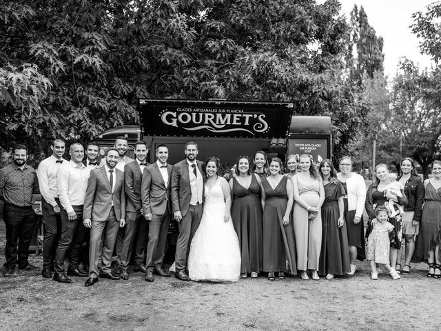 Le mariage de Olivier et Sarah à Miramont-de-Guyenne, Lot-et-Garonne 47