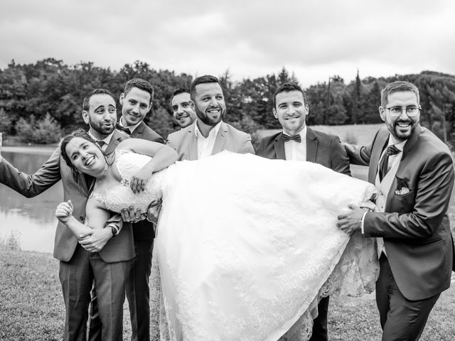 Le mariage de Olivier et Sarah à Miramont-de-Guyenne, Lot-et-Garonne 55