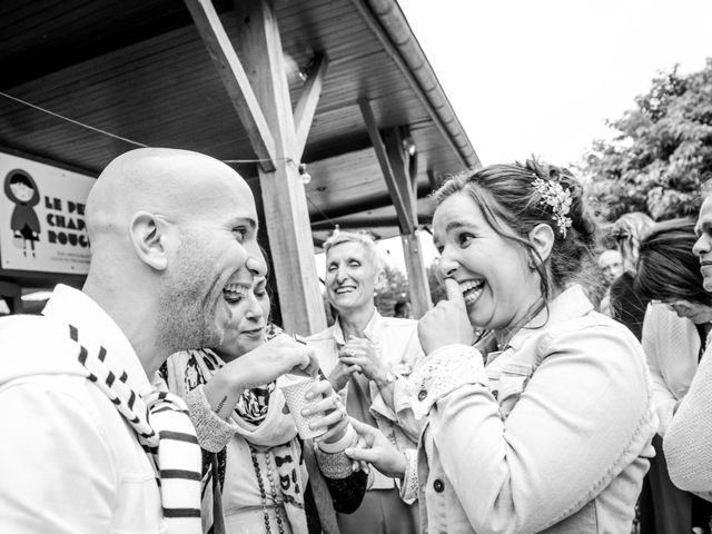 Le mariage de Olivier et Sarah à Miramont-de-Guyenne, Lot-et-Garonne 80