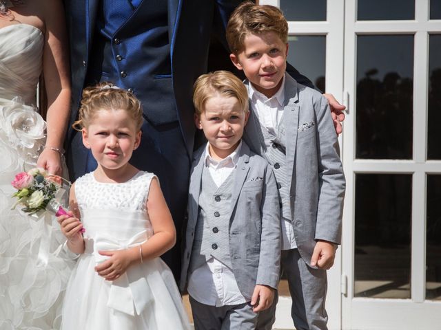 Le mariage de Julien et Sandrine à Sébazac-Concourès, Aveyron 5