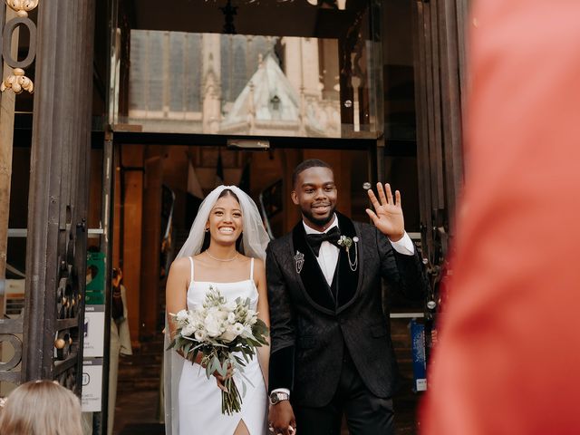 Le mariage de Aaron et Shélina à Metz, Moselle 14