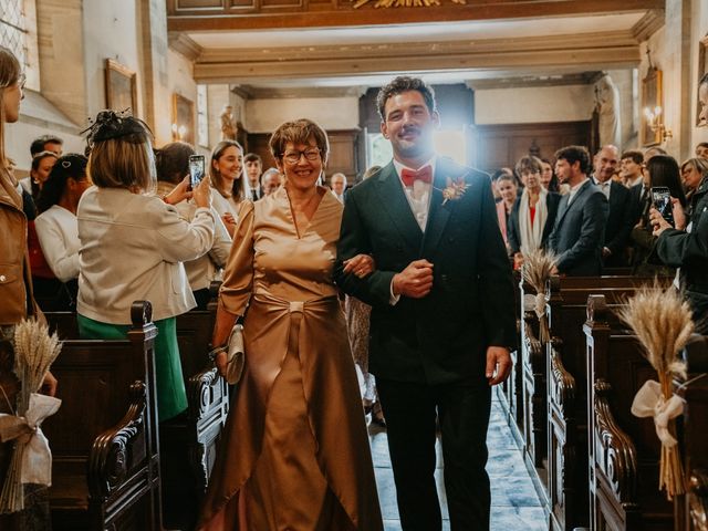 Le mariage de Clément et Chloé à Sainte-Marguerite-d&apos;Elle, Calvados 42