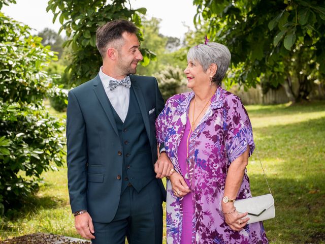 Le mariage de Christophe et Charlotte à Saint-Aubin-de-Médoc, Gironde 10