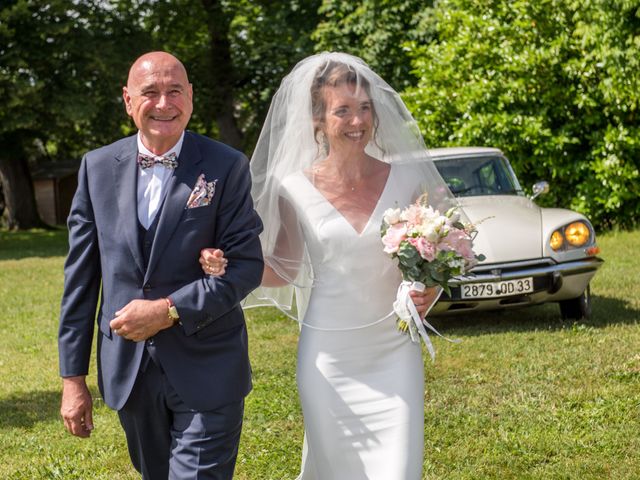 Le mariage de Christophe et Charlotte à Saint-Aubin-de-Médoc, Gironde 13