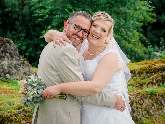 Le mariage de Jérémy et Lydie à Étroeungt, Nord 18