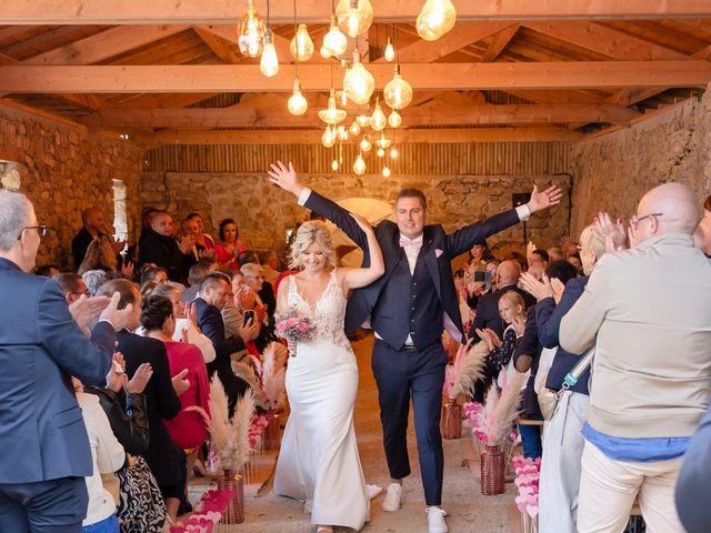 Le mariage de Yann et Laurie à Ploudalmézeau, Finistère 31