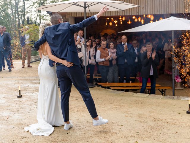 Le mariage de Yann et Laurie à Ploudalmézeau, Finistère 32