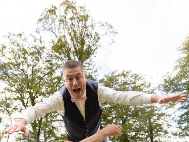 Le mariage de Yann et Laurie à Ploudalmézeau, Finistère 37