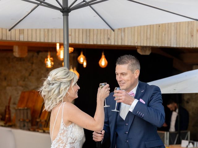 Le mariage de Yann et Laurie à Ploudalmézeau, Finistère 42