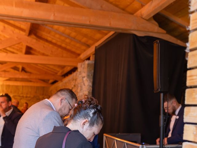 Le mariage de Yann et Laurie à Ploudalmézeau, Finistère 48