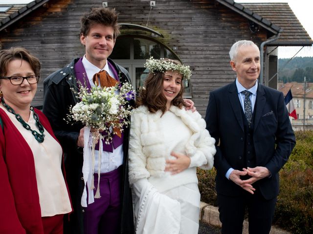 Le mariage de Léopold et Emilie à Le Chambon-sur-Lignon, Haute-Loire 15