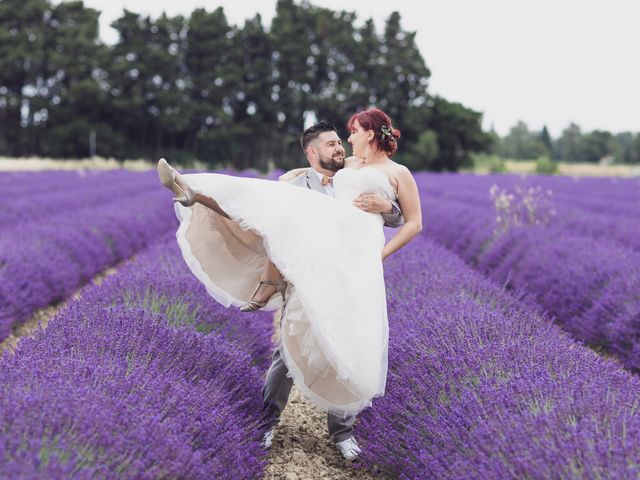 Le mariage de Julien et Pauline à Pujaut, Gard 1