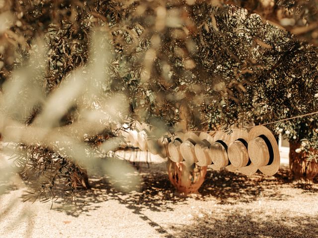 Le mariage de Lukas et Caitlynne à Châteauneuf-de-Gadagne, Vaucluse 2