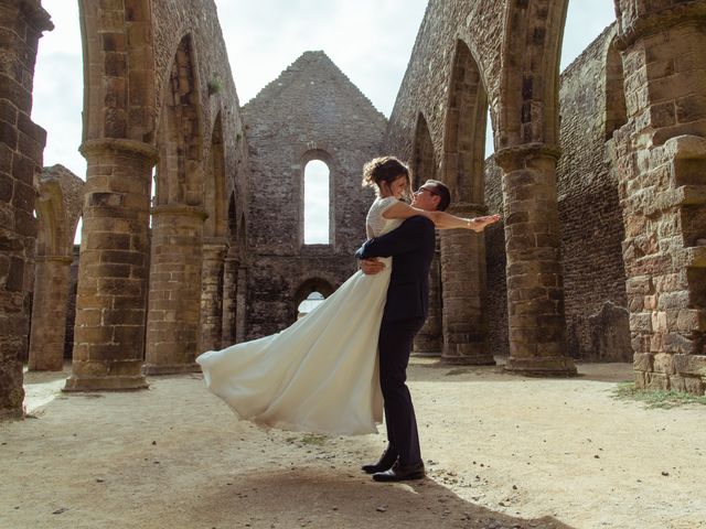 Le mariage de Jérémy et Charlotte à Lesneven, Finistère 92