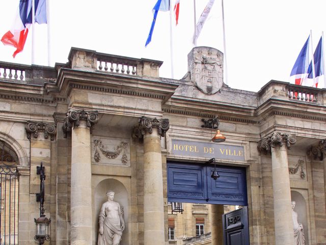 Le mariage de Nicolas et Elise à Bordeaux, Gironde 5