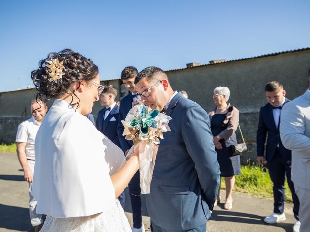 Le mariage de Corinne et Damien à Saint-Varent, Deux-Sèvres 13