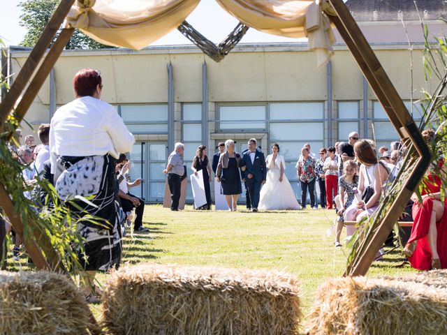Le mariage de Corinne et Damien à Saint-Varent, Deux-Sèvres 20