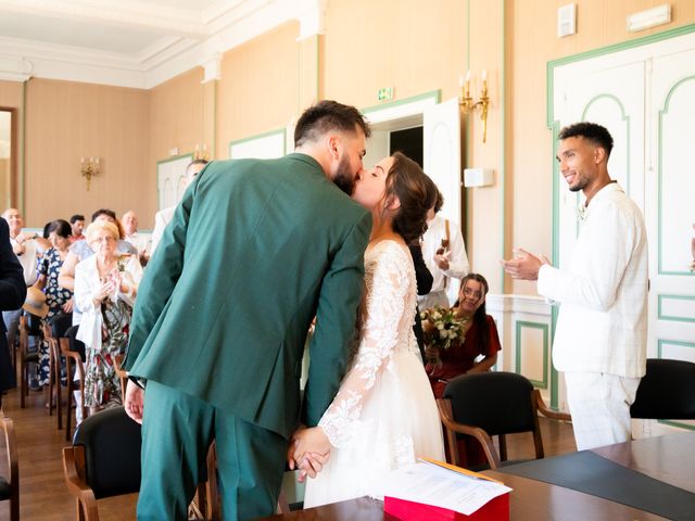 Le mariage de William et Clémence à Montaigu-le-Blin, Allier 13