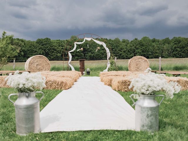 Le mariage de Alexandre et Tiffany à Montmort Lucy, Marne 18