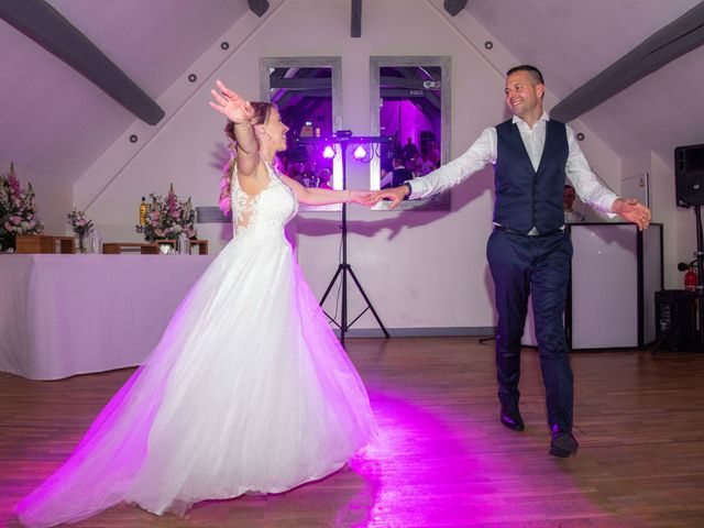 Le mariage de Tony et Julie à Pommeuse, Seine-et-Marne 74