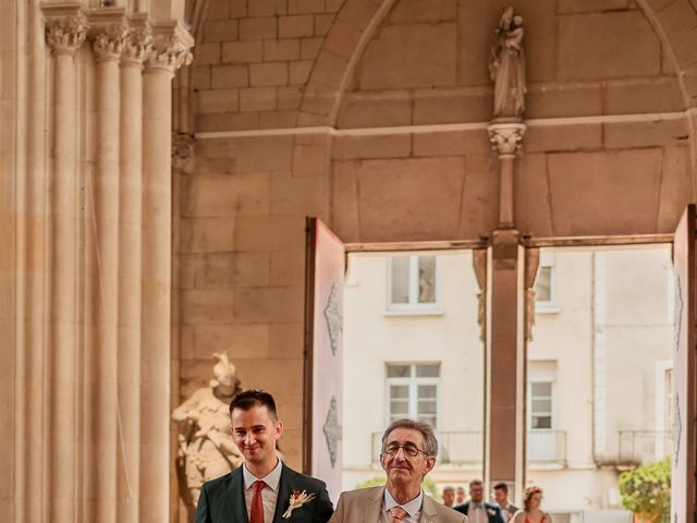 Le mariage de Antoine et Elise à Rochefort-sur-Loire, Maine et Loire 64
