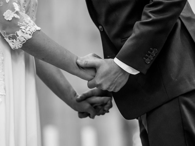Le mariage de Antoine et Elise à Rochefort-sur-Loire, Maine et Loire 85