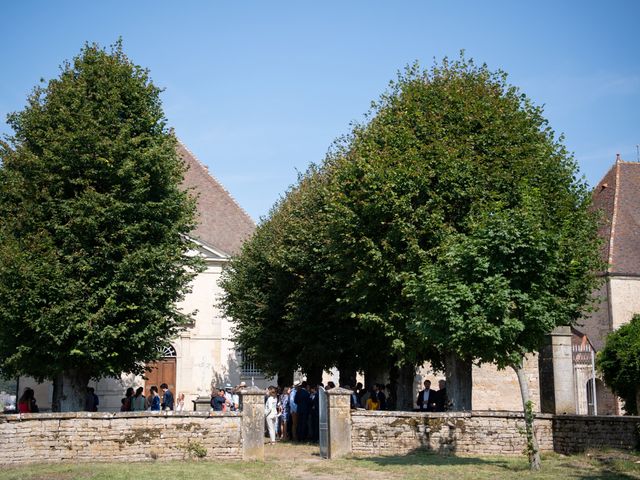 Le mariage de Victoire et Loic à Saint-Ambreuil, Saône et Loire 25
