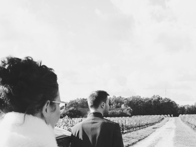 Le mariage de Julien et Elodie à Carignan-de-Bordeaux, Gironde 9