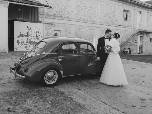 Le mariage de Julien et Elodie à Carignan-de-Bordeaux, Gironde 46