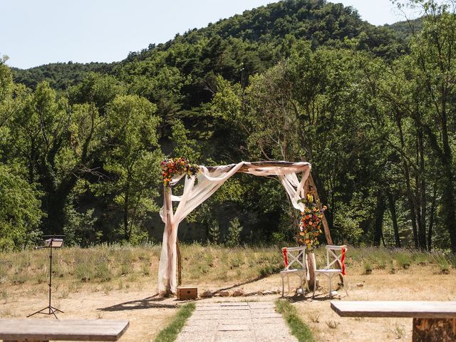 Le mariage de Vincent et Camille à Nyons, Drôme 28