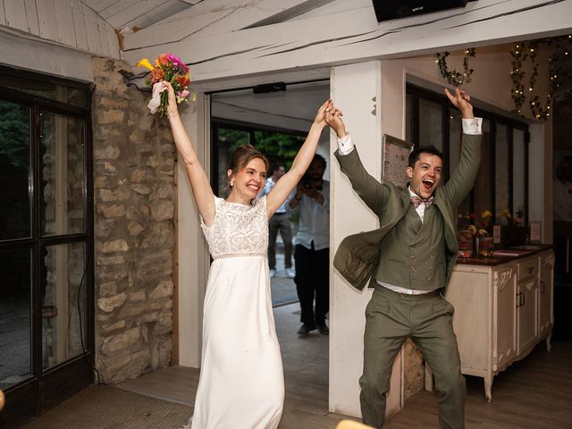Le mariage de Vincent et Camille à Nyons, Drôme 55