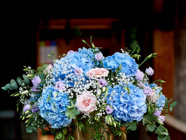 Le mariage de Etienne et Héloïse à Miremont , Puy-de-Dôme 23