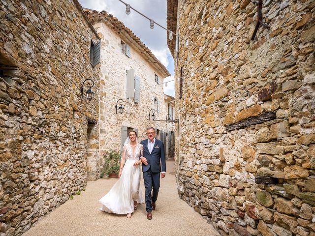 Le mariage de Arnaud et Clémence à Oppedette, Alpes-de-Haute-Provence 20