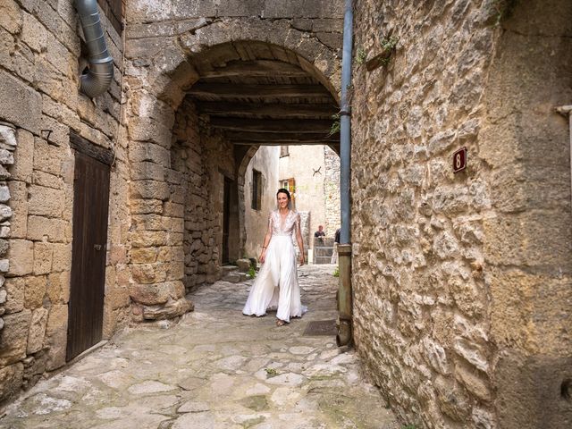 Le mariage de Arnaud et Clémence à Oppedette, Alpes-de-Haute-Provence 35