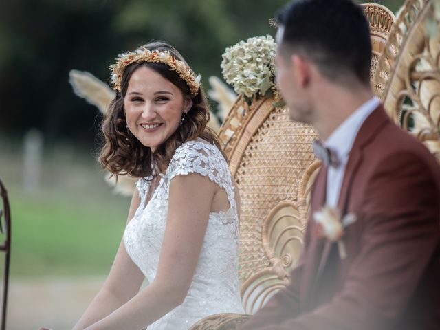 Le mariage de Romain et Jade à Saint-Front-de-Pradoux, Dordogne 12