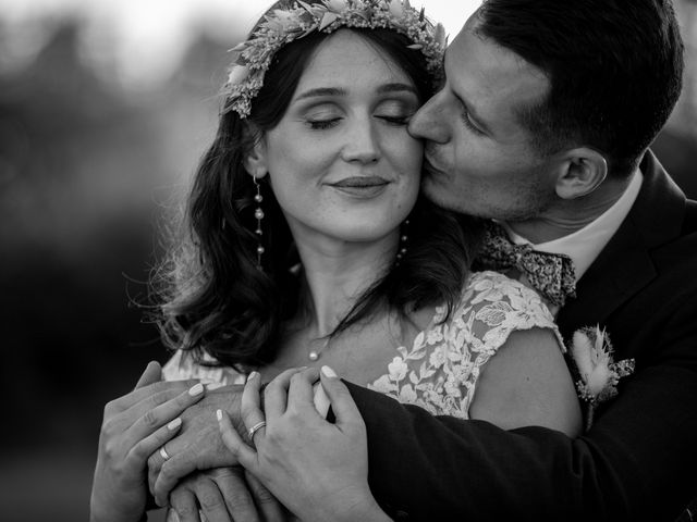 Le mariage de Romain et Jade à Saint-Front-de-Pradoux, Dordogne 23