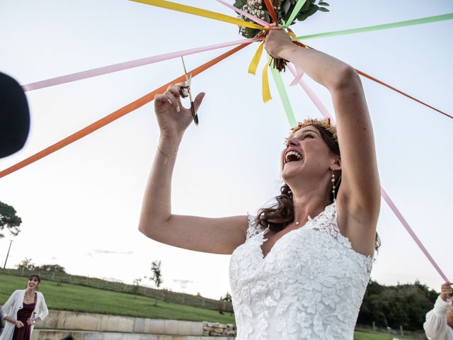 Le mariage de Romain et Jade à Saint-Front-de-Pradoux, Dordogne 28