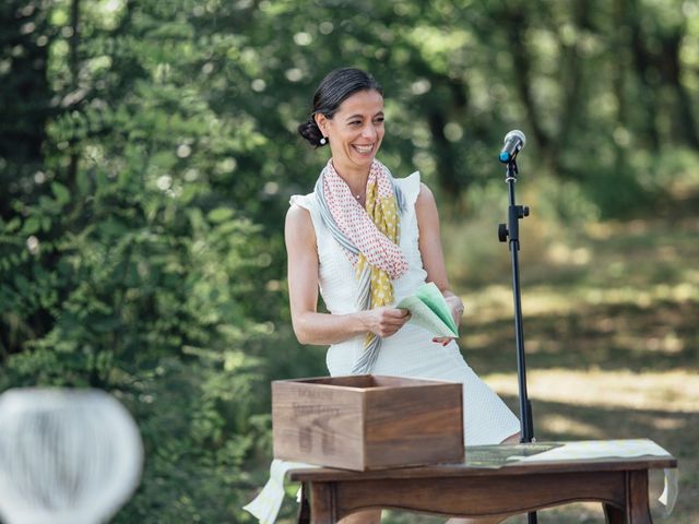 Le mariage de Olivier et Marie-Cécile à Saint-Germain-des-Prés, Tarn 69