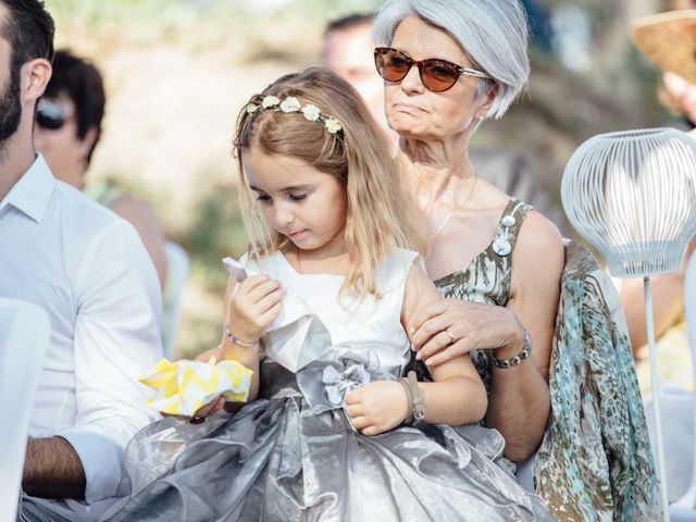 Le mariage de Olivier et Marie-Cécile à Saint-Germain-des-Prés, Tarn 77