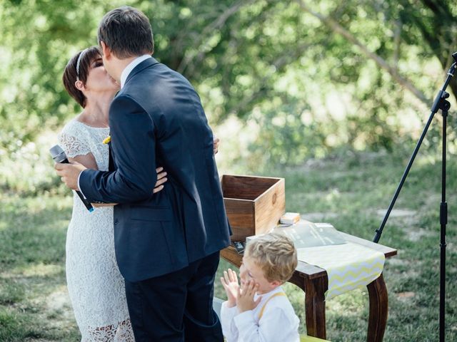 Le mariage de Olivier et Marie-Cécile à Saint-Germain-des-Prés, Tarn 92