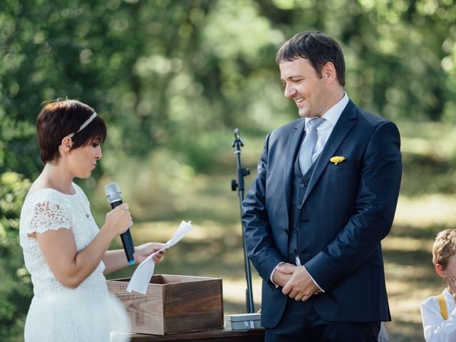 Le mariage de Olivier et Marie-Cécile à Saint-Germain-des-Prés, Tarn 93