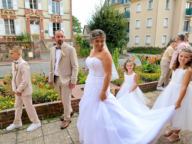 Le mariage de Sandrine et Daniel à Dives-sur-Mer, Calvados 34