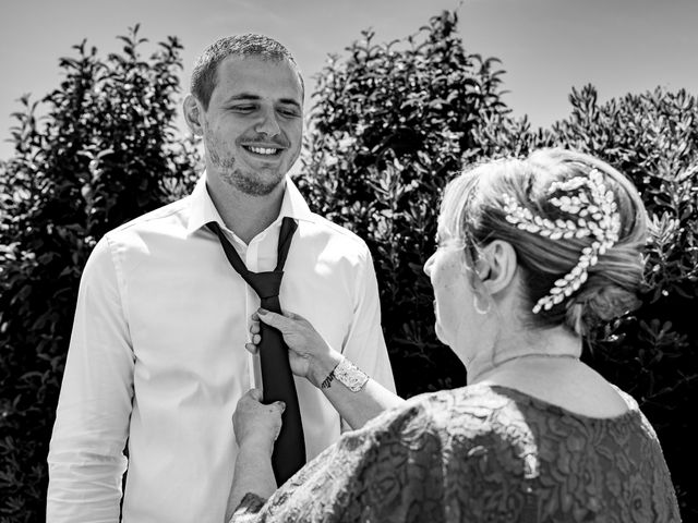 Le mariage de Antoine et Nadège à Folelli, Corse 12