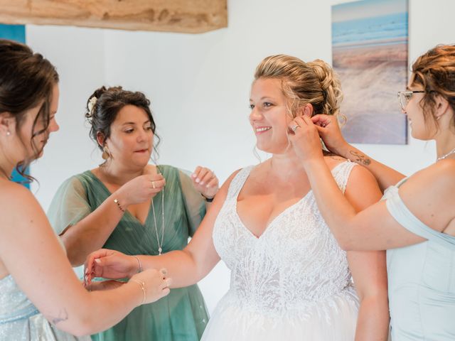 Le mariage de Johan et Virginie à Bernières-sur-Mer, Calvados 6